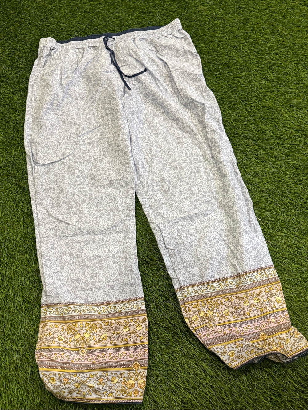 Victoria’s Secret Pajama Pants